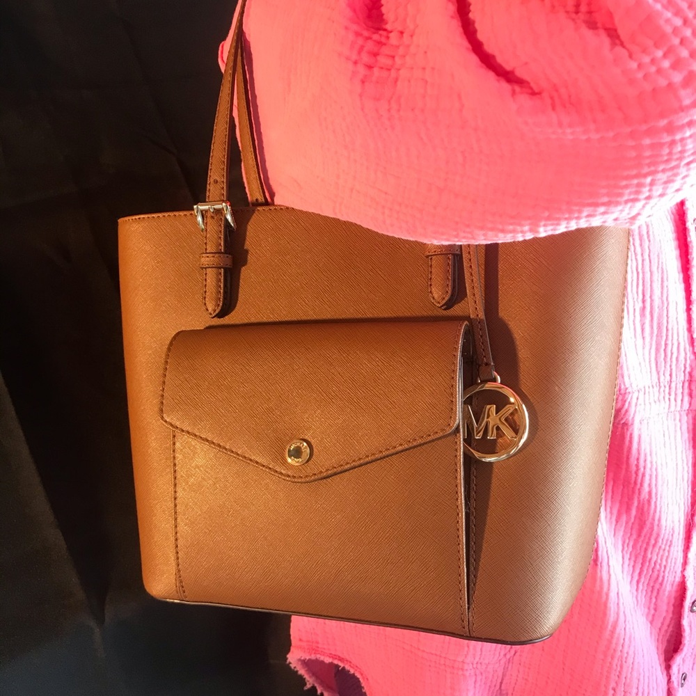 Michael Kors tote